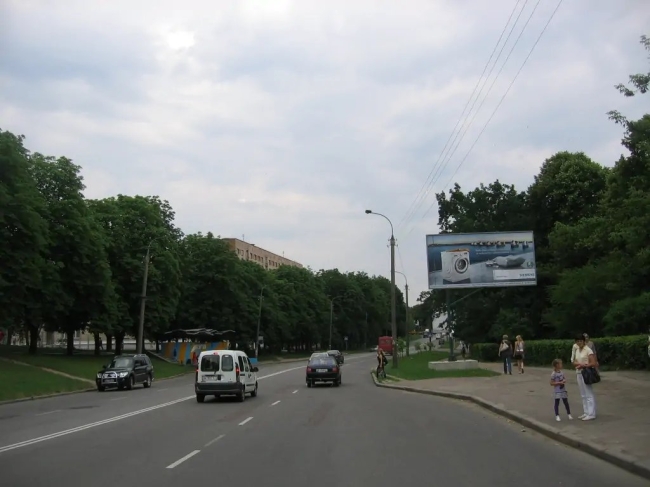 На Чорновола знову буде ремонт. Але цього разу — в 60 разів дешевше