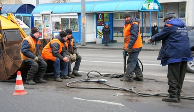 Ремонт дороги у Рівному