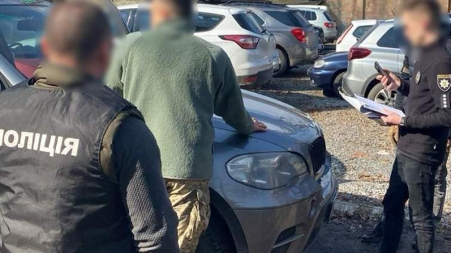 Колишнього військкома з Полісся покарали за хабар від пораненого солдата