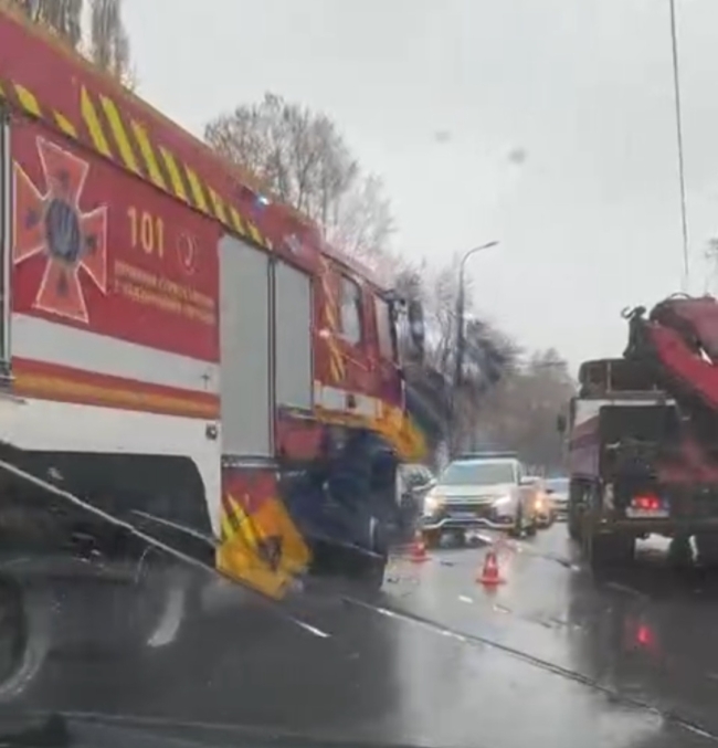 Скріншот з відео Радіо Трек 