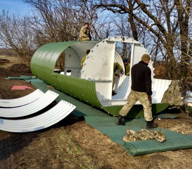 Водій з Острога розповів, як будує на фронті криївки для солдатів