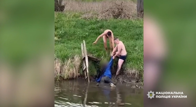 Скріншот з відео поліції Рівненщини 