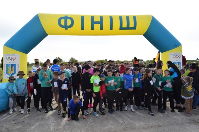 Забіг Подяки провели у Здолбунові, щоб підтримати ЗСУ