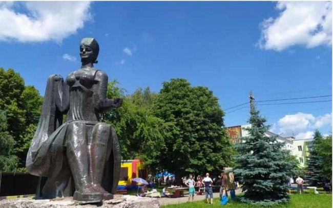 У «Текстильнику» оновлять зали і впорядкують парковку