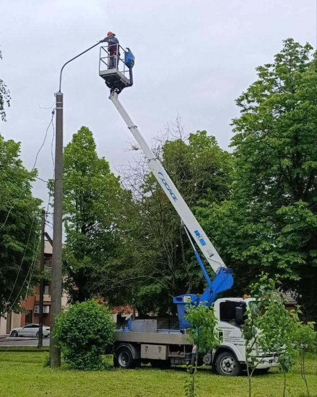 Ще в одному сквері Рівного буде світліше