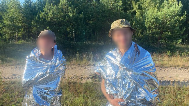 Могли наступити на міни: двоє жителів Запоріжжя заблукали в лісах й болотах прикордоння Рівненщини