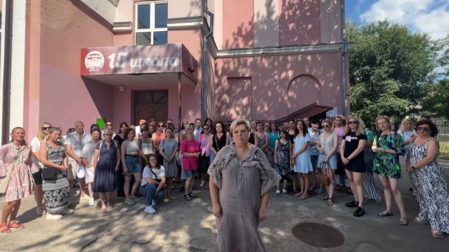 Обрали нову директорку школи №15, але частина батьків проти