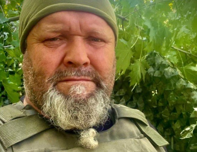 «Дід Козак» з Рівненщини кинув роботу в Європі, щоб захищати Україну