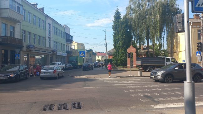 На перехресті у центрі Рівного не працюють світлофори