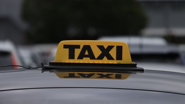 У Рівному судили таксиста, який вдарив дівчину на АЗС