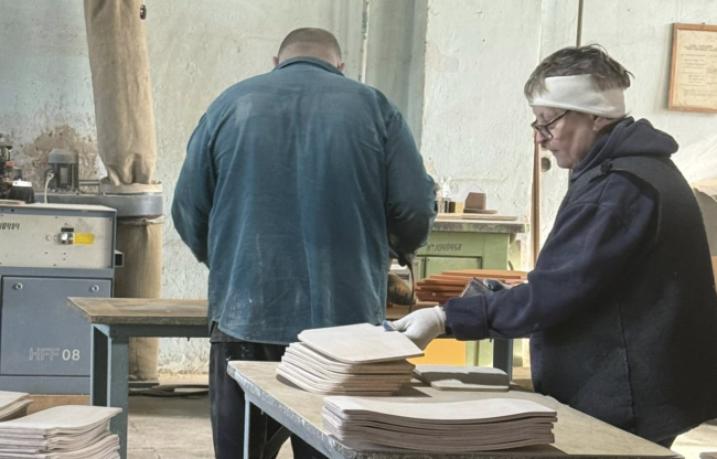 У Рівному працює підприємство, де більша половина працівників — з порушенням слуху
