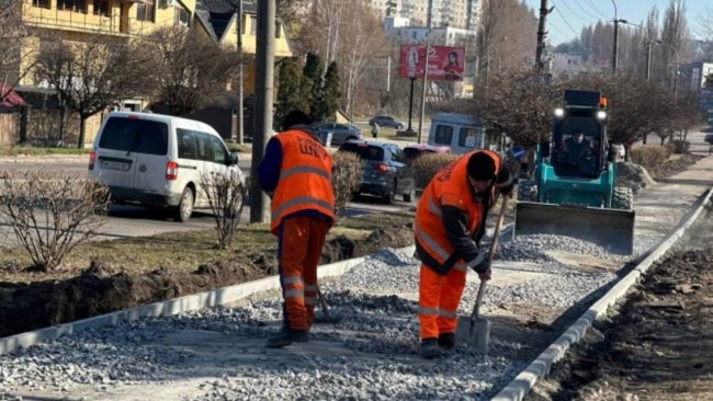 Тротуари у центрі Рівного відремонтують за майже 6 млн грн
