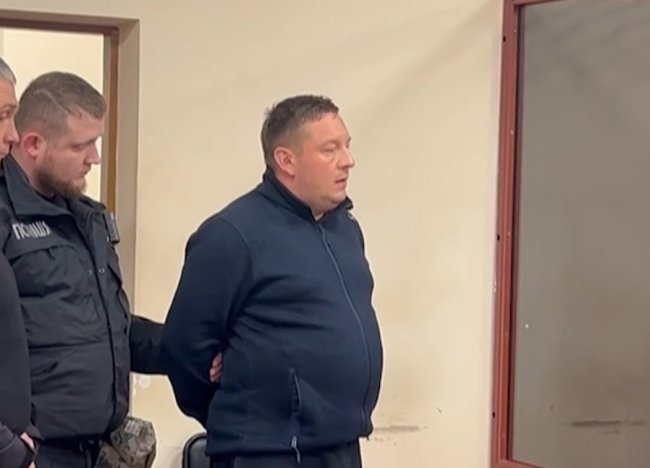 Затриманого з мільйонам на Рівненщині поліцейського посадили у СІЗО