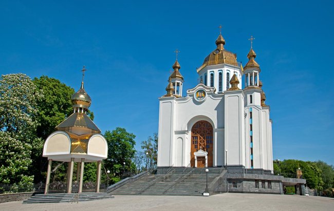 Біля собору в Рівному вшанують жертв Голодомору